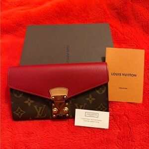 NEW Louis Vuitton Red and Brown Wallet